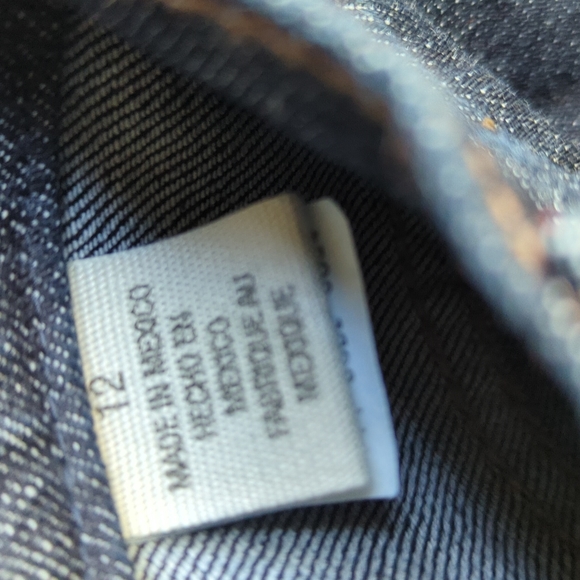 DKNY Soho Jeans - Picture 4 of 9